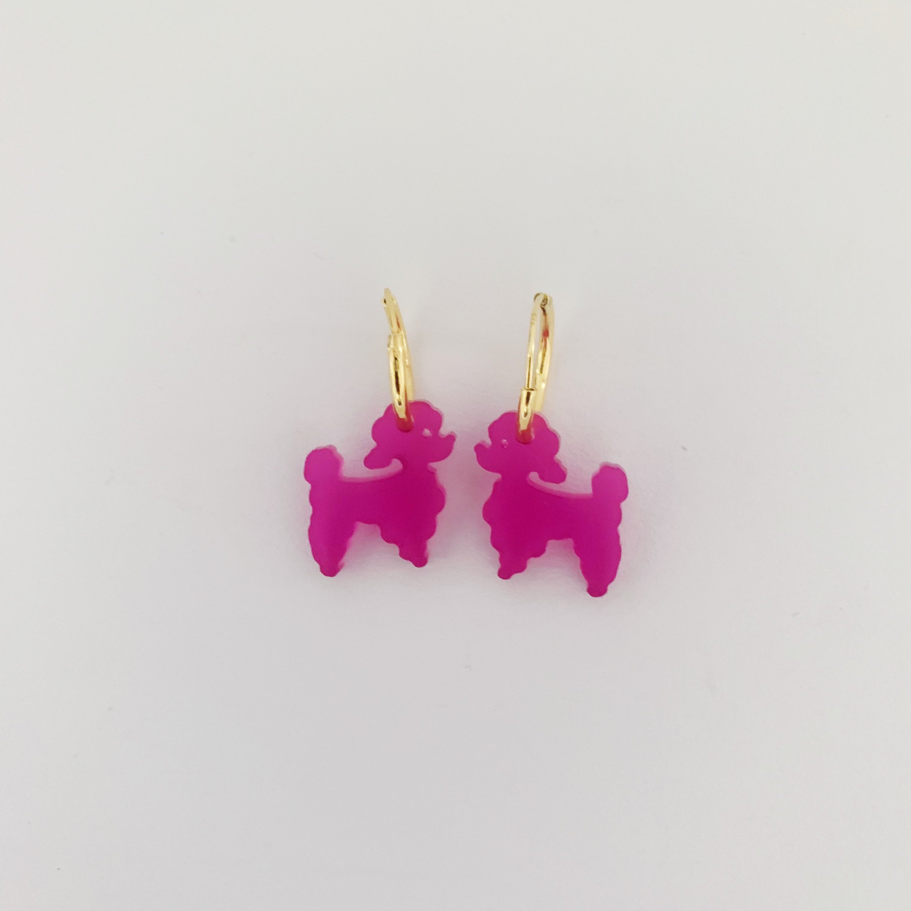 Pendientes caniche