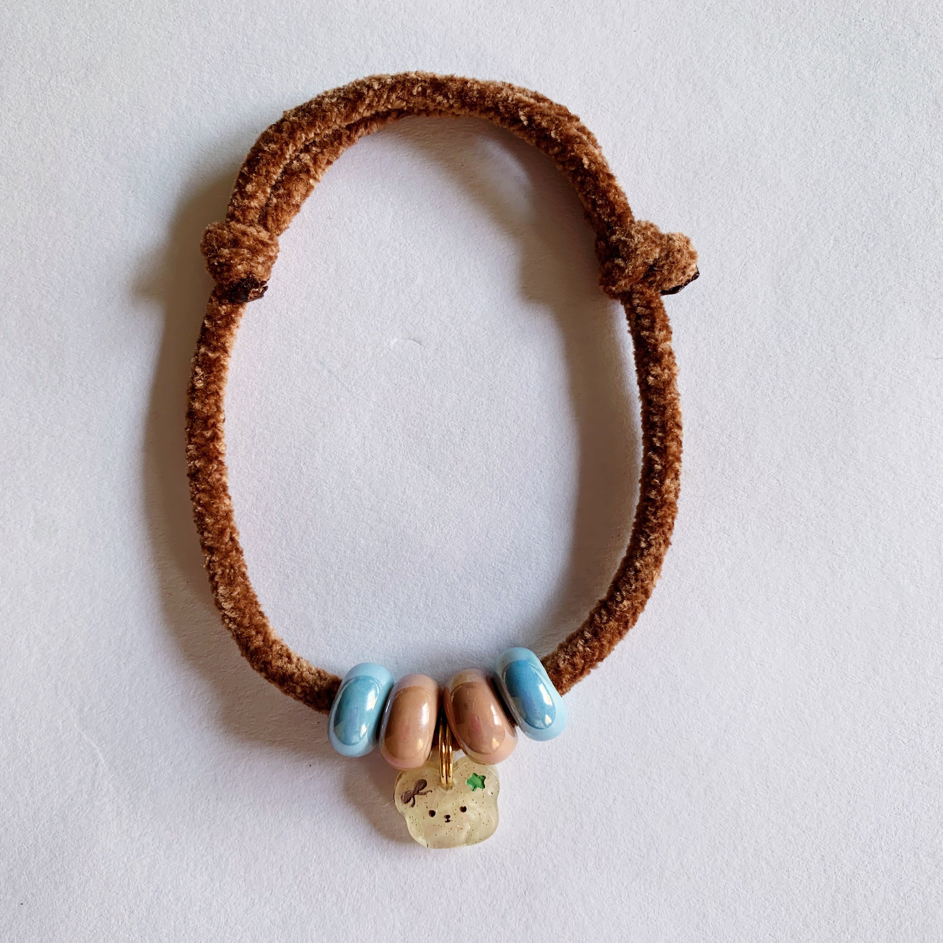 Collar cordón