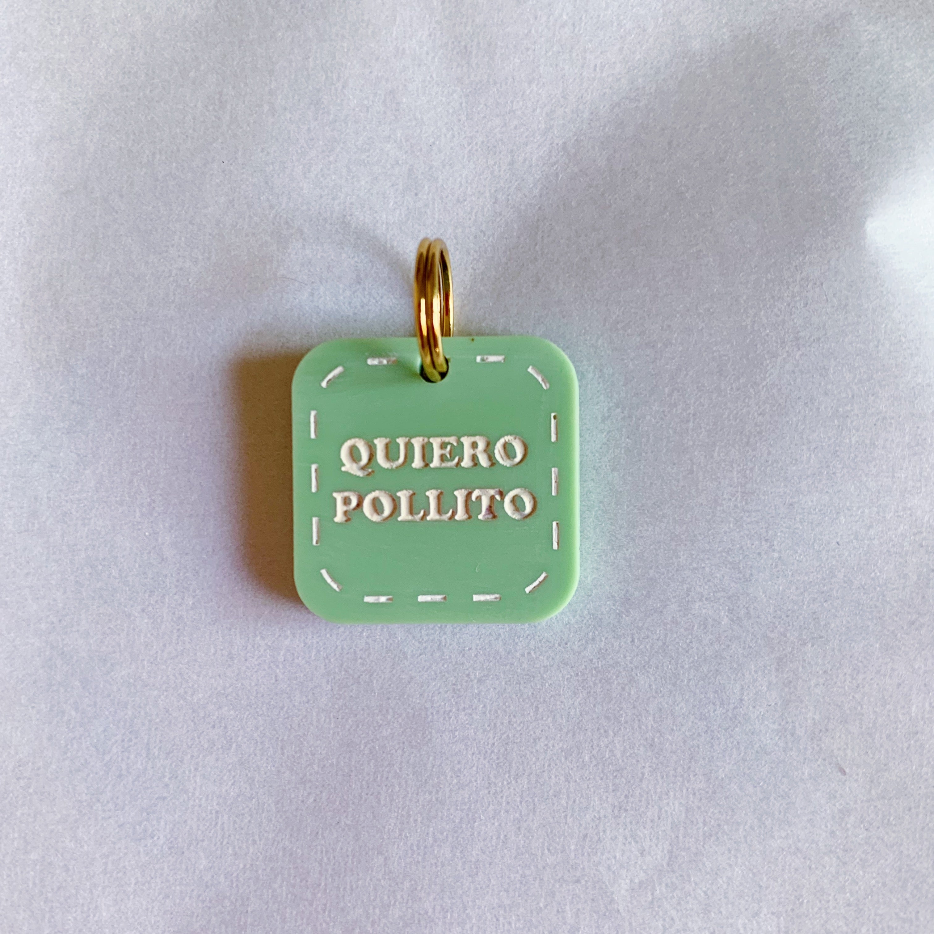 Charm Quiero pollito